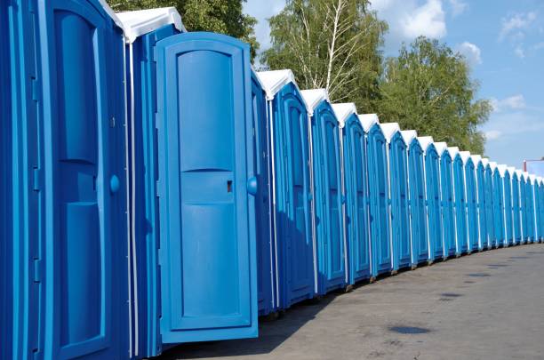 Porta potty delivery and setup in Sandwich, IL